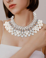 BOLD STATEMENT NECKLACE